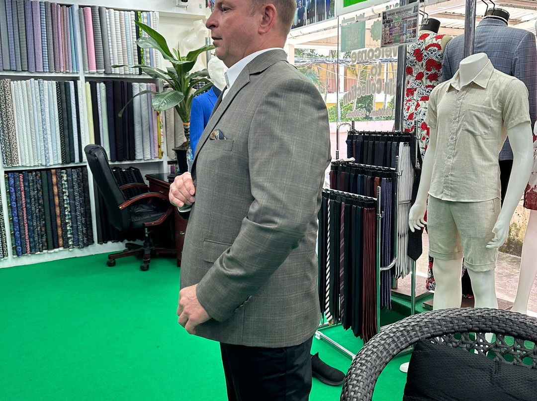 Robin Bespoke Tailors-Kata Noi Beach必去景点