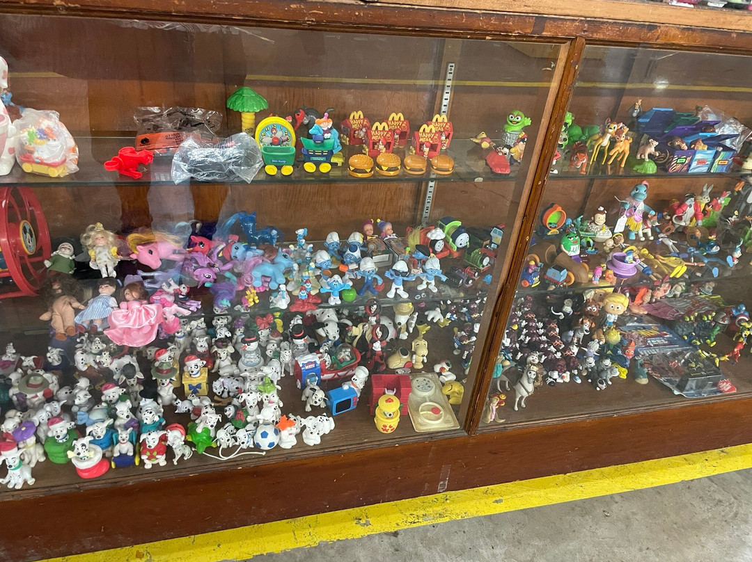 Flea Land-鲍灵格林必去景点