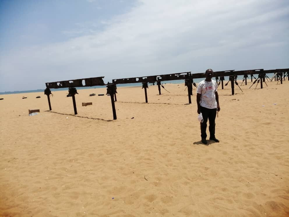 Lome abandoned bridge-洛美必去景点