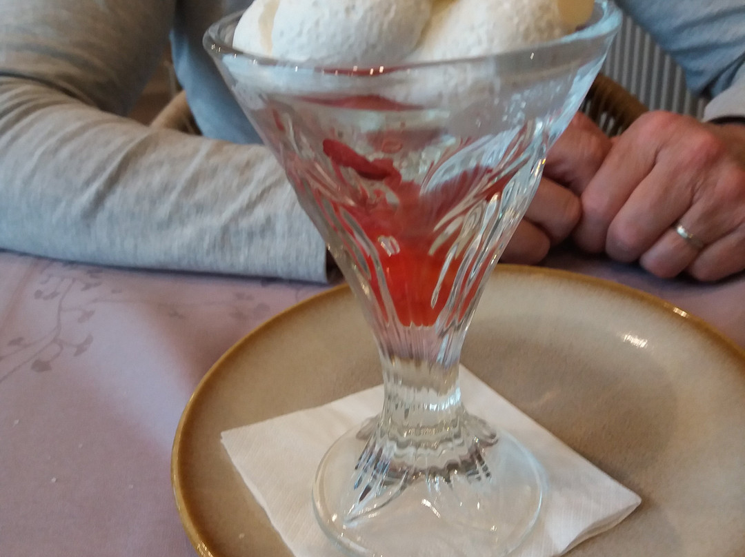 丰佩勒葡萄园酒店主图