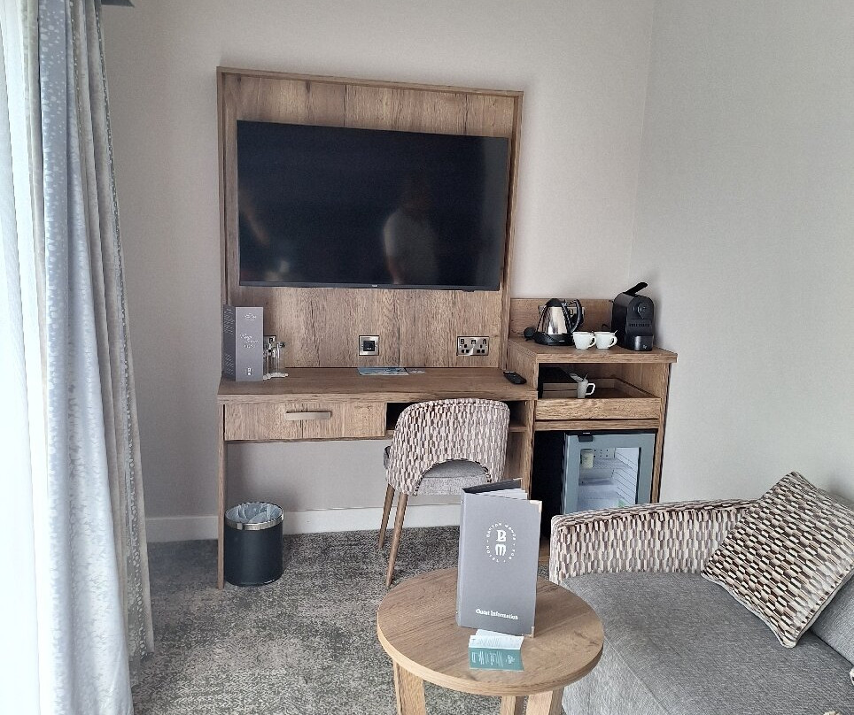 Barton Manor Hotel & Spa主图