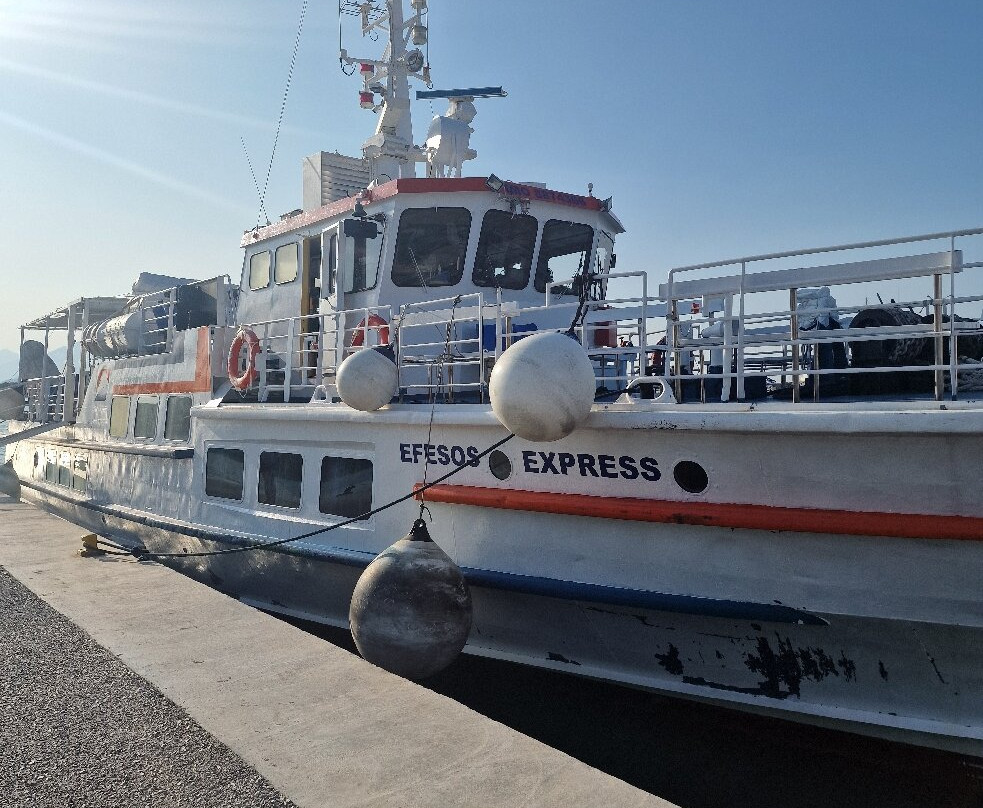 Rhenia Tours-Samos Town必去景点