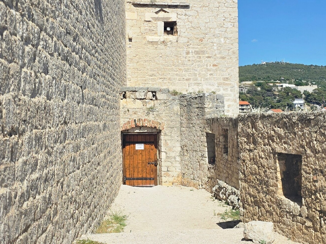 St. Michael's Fortress-希贝尼克必去景点