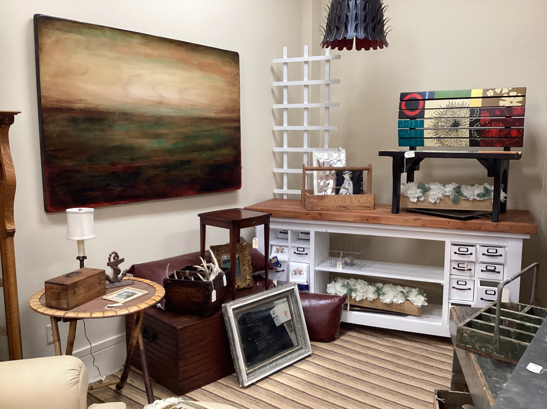 Mutiny Bay Antiques-Freeland必去景点