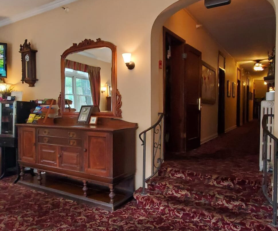 The Inn on Third主图