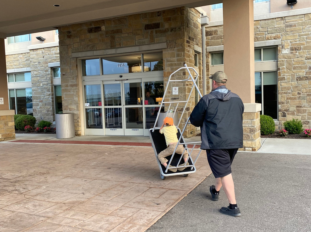 Drury Inn & Suites Cincinnati Northeast Mason主图