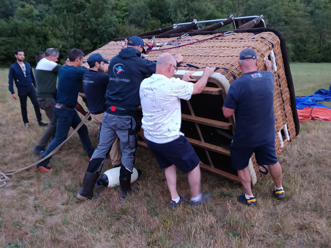 Perigord Dordogne Montgolfieres-Castelnaud-la-Chapelle必去景点