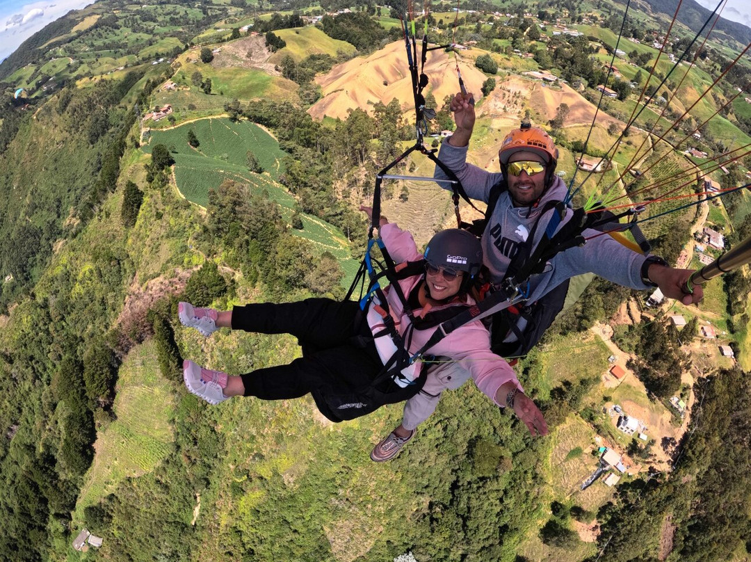 Parapente En Medellín Only Fly-Bello必去景点