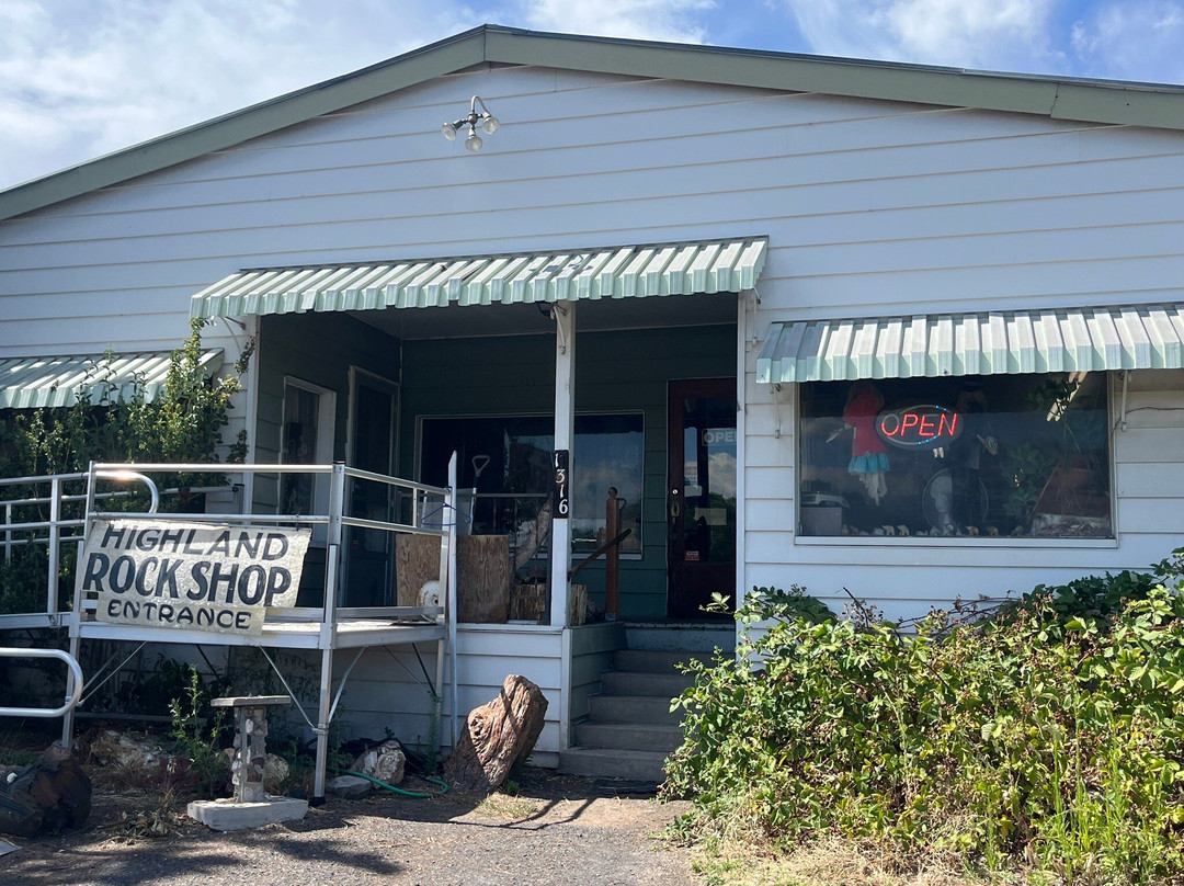 Highland Rock And Gem-Burns必去景点