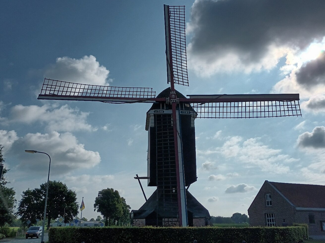 Molen Sint Jan-Stramproy必去景点