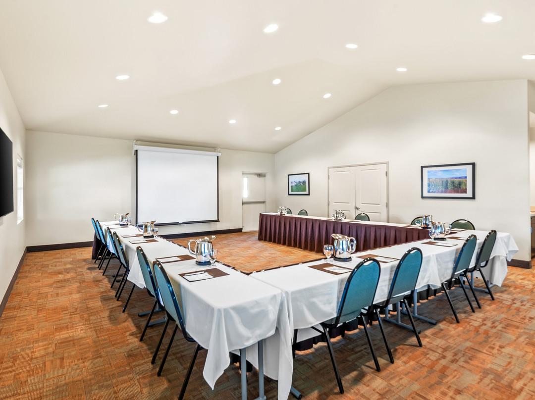 Ledgestone Suites Hotel Yakima主图