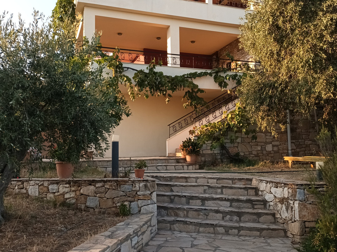 Moonbeam Hotel主图