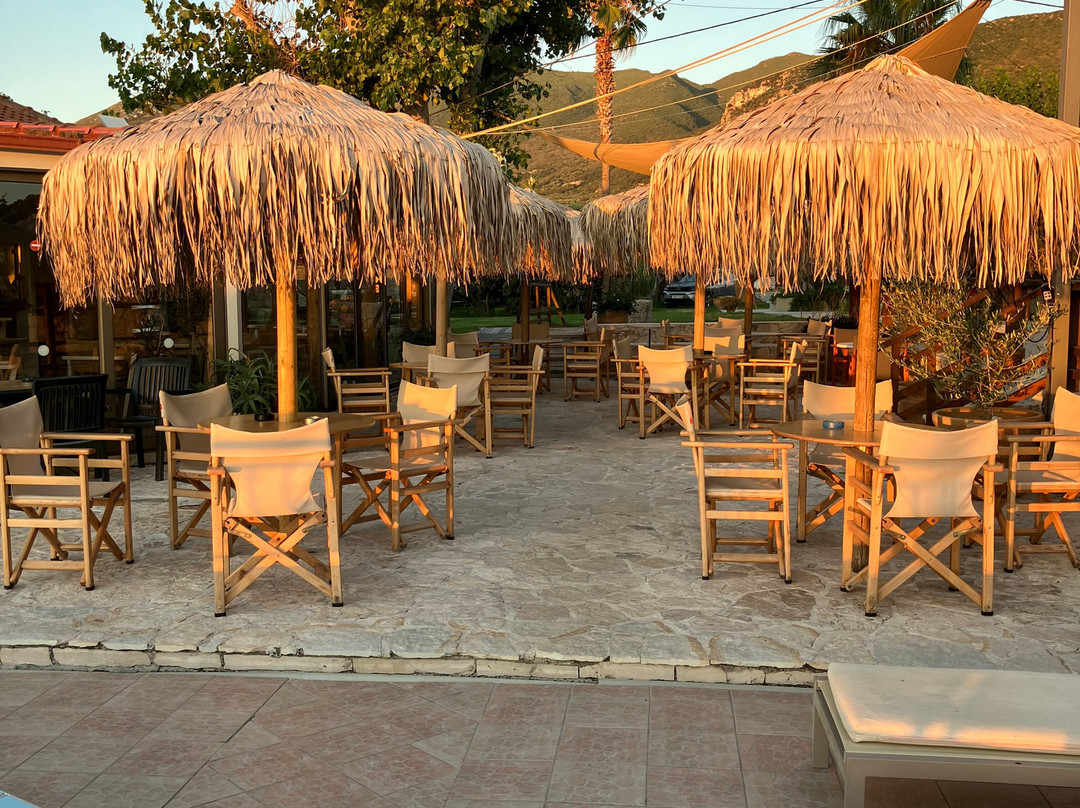 Paradise Apartments主图