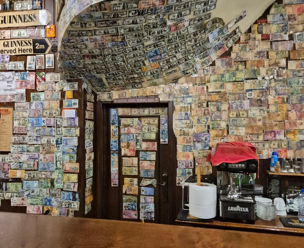 Ryan's Irish Pub-波尔图必去景点