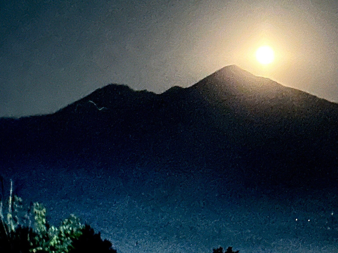 Una Lanterna Nella Valle