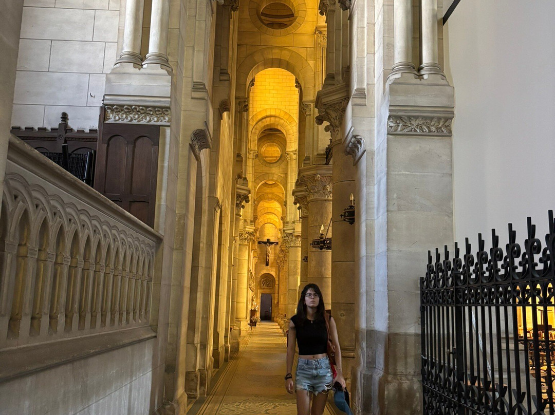 Eglise Saint-Etienne-Briare必去景点