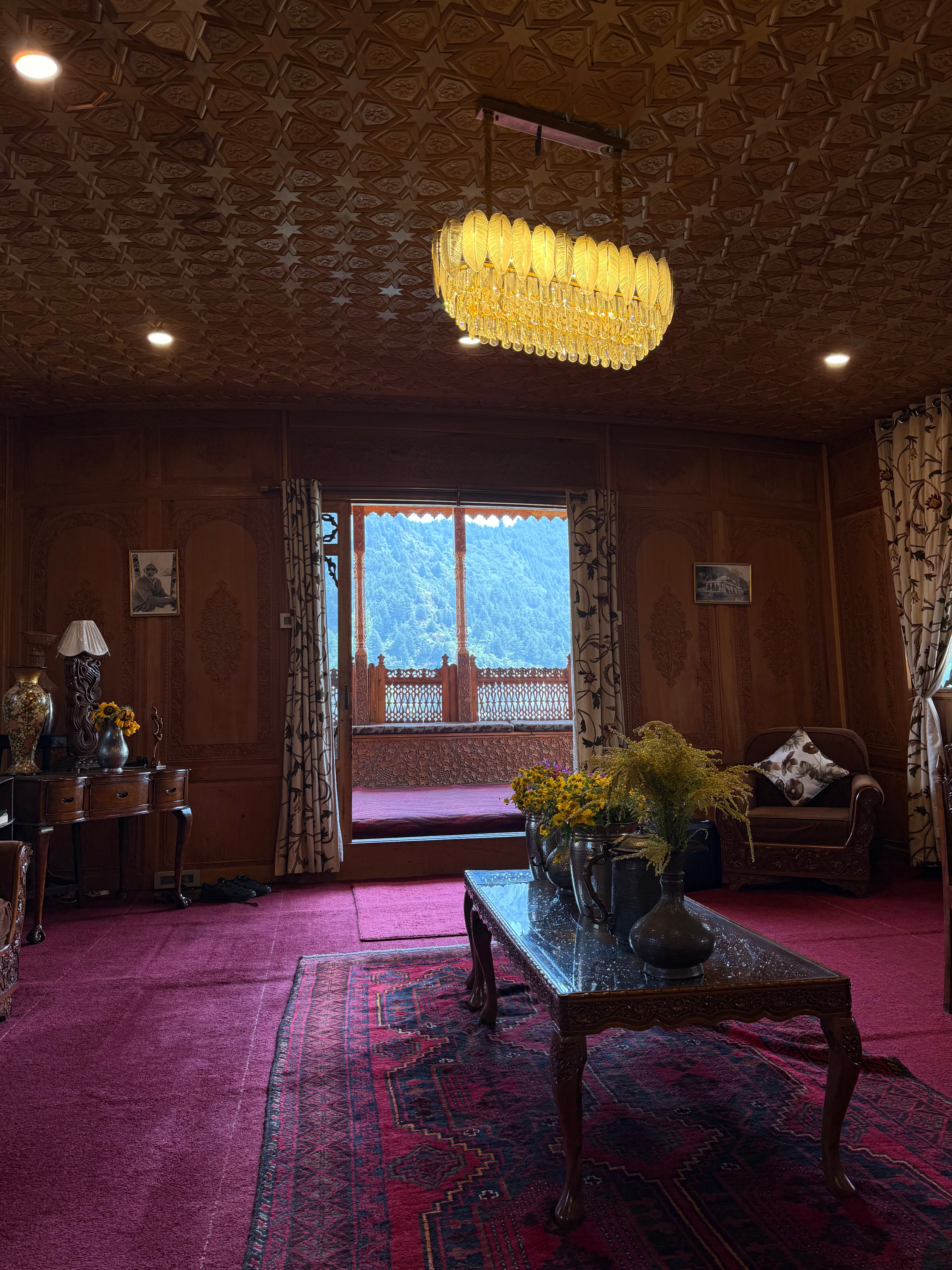 Prince of Kashmir Luxury Houseboat-官方