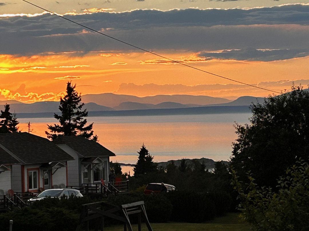 Motel Au Fleuve D'Argent Et Chalets主图