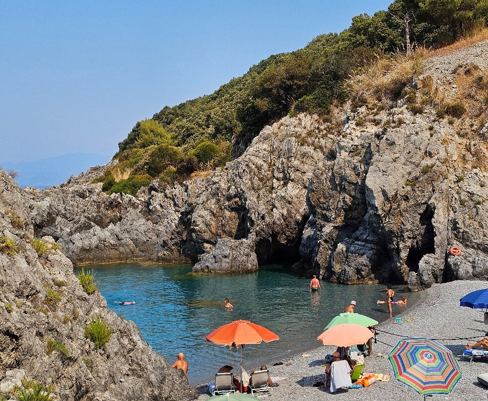 Cala Ficarra-Marina di Maratea必去景点