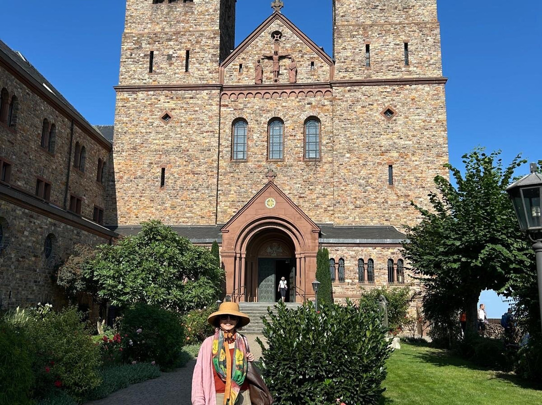 Benedictine Abbey of St. Hildegard-吕德斯海姆必去景点