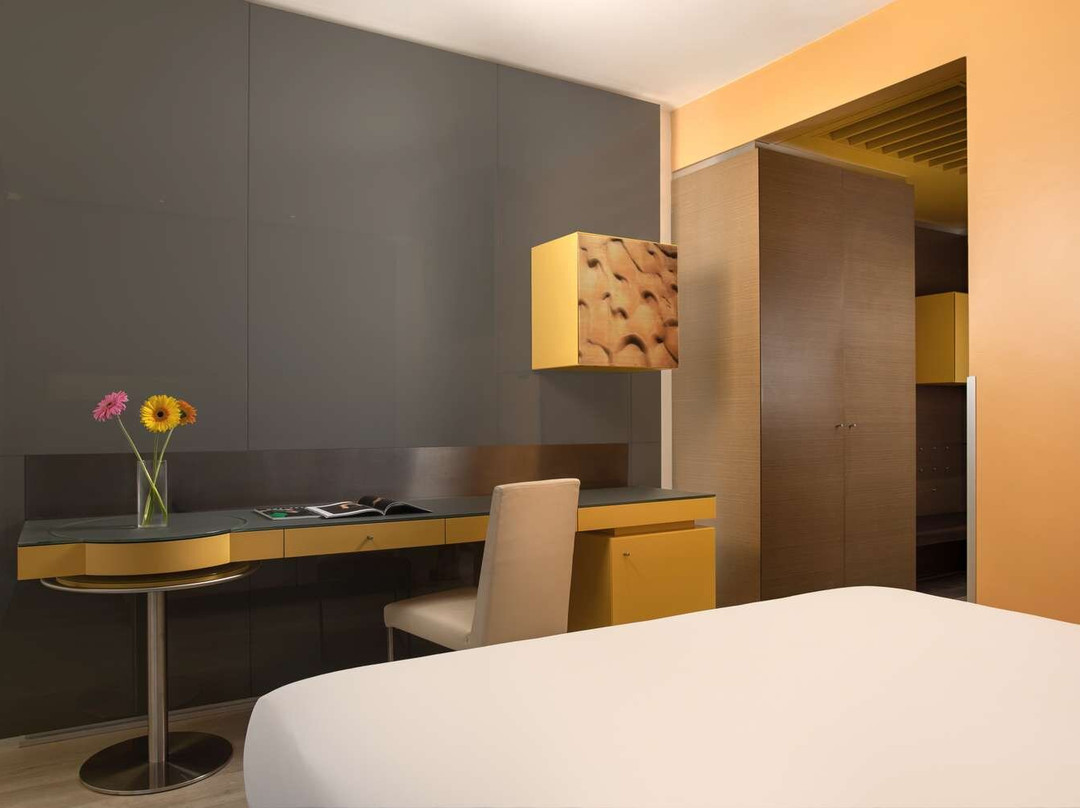 乌纳伯罗格纳酒店主图