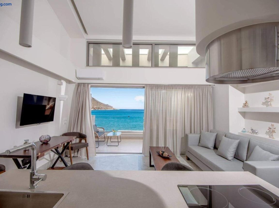 Nima Suites