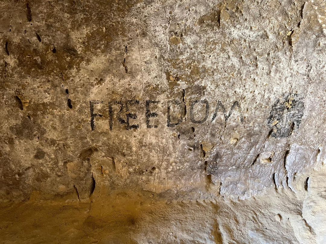 Matala Caves-马塔拉必去景点