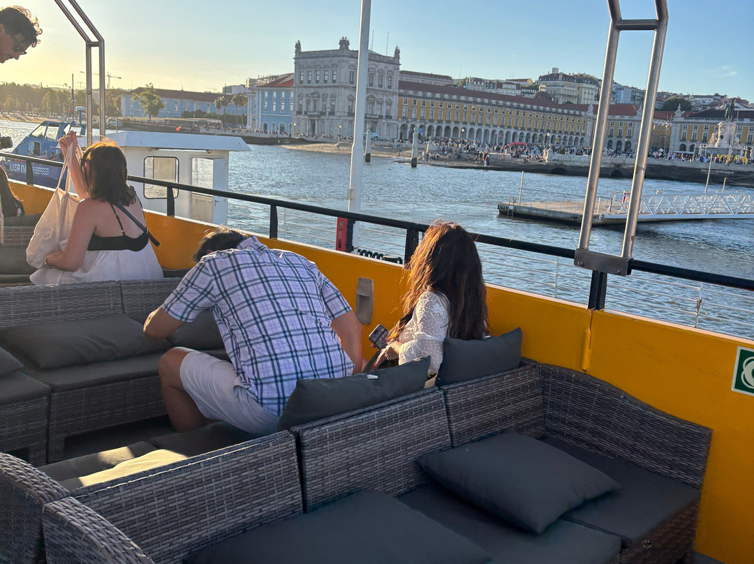 Yellow Boat Tour-里斯本必去景点