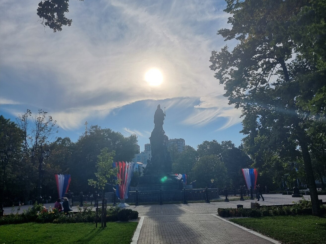 Monument to Catherine the Great-克拉斯诺达尔必去景点