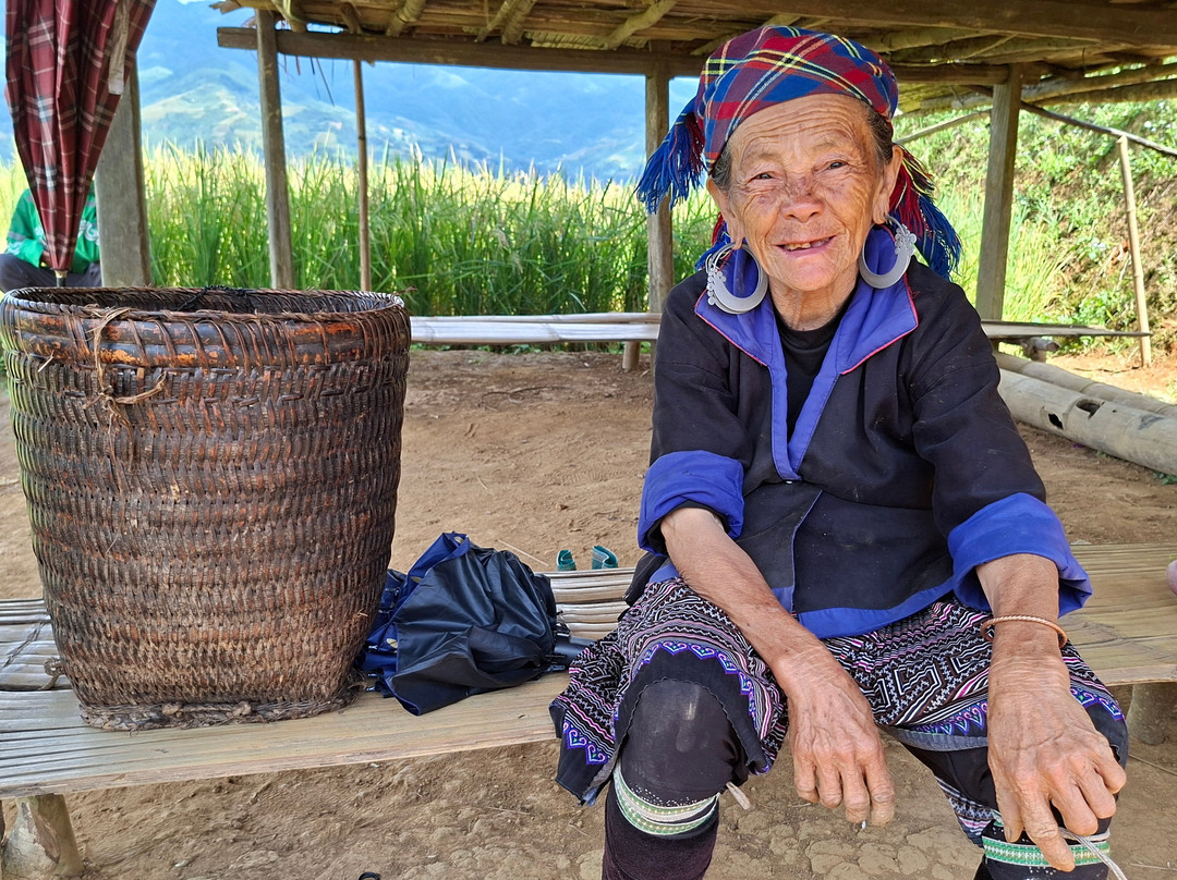 Dong Suoi H'mong Homestay