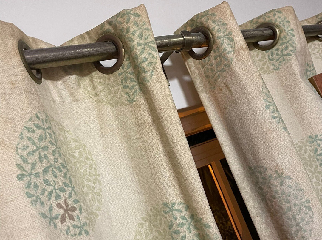 赫里博恩阿尔顿别墅酒店主图