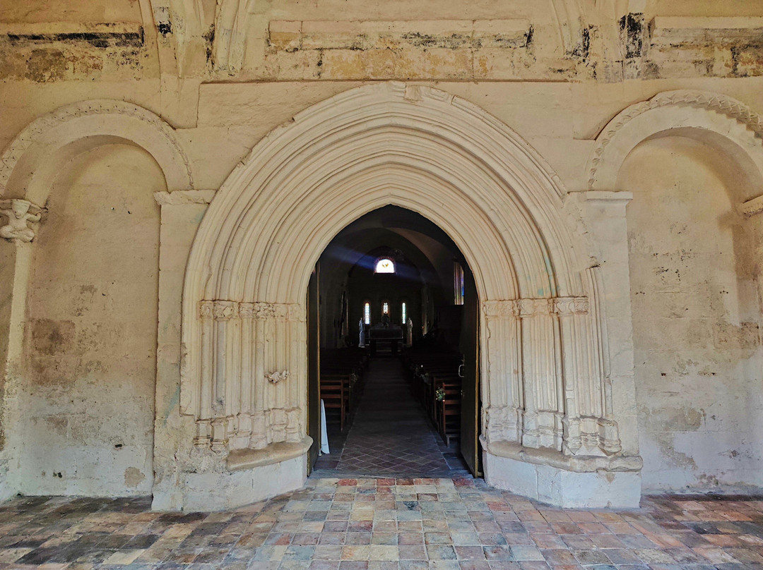 Eglise Saint Christophe-Leoville必去景点