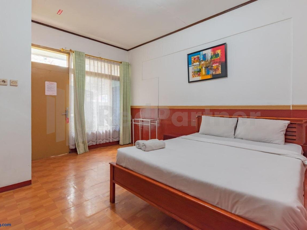 Seruni Guest House Near Alun Alun Lembang Mitra Reddoorz
