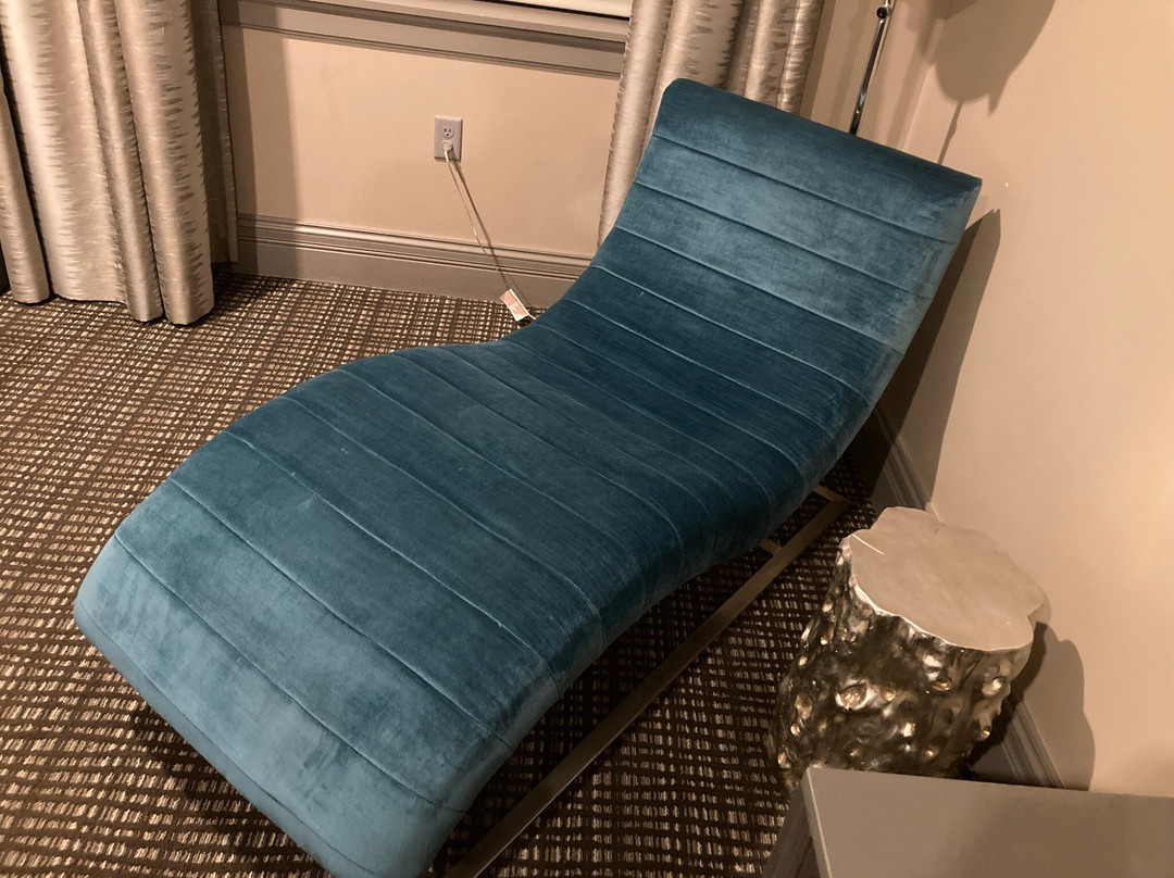 The Current Iowa, Autograph Collection主图