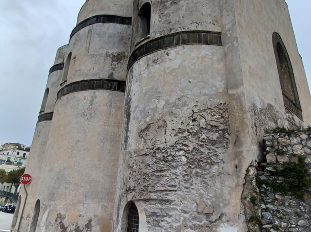 Chiesa di Santa Maria a Gradillo-拉韦洛必去景点