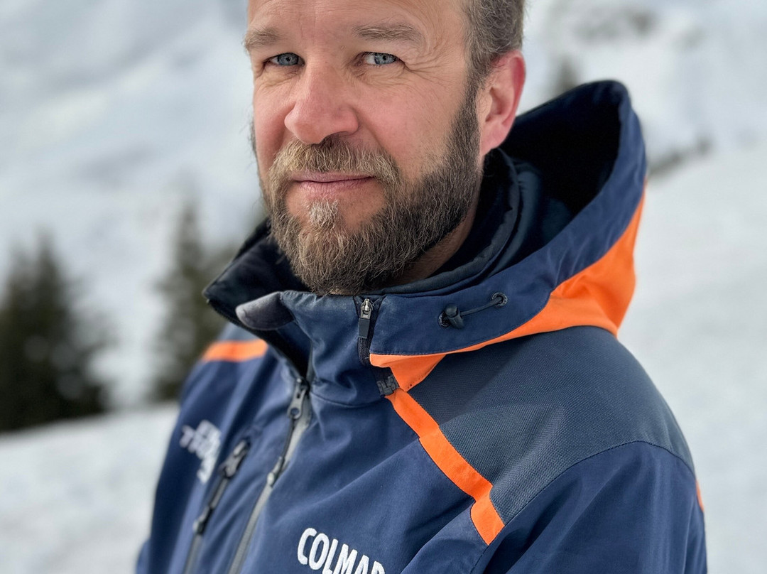 First Tracks Ski Coaching-高雪维尔必去景点