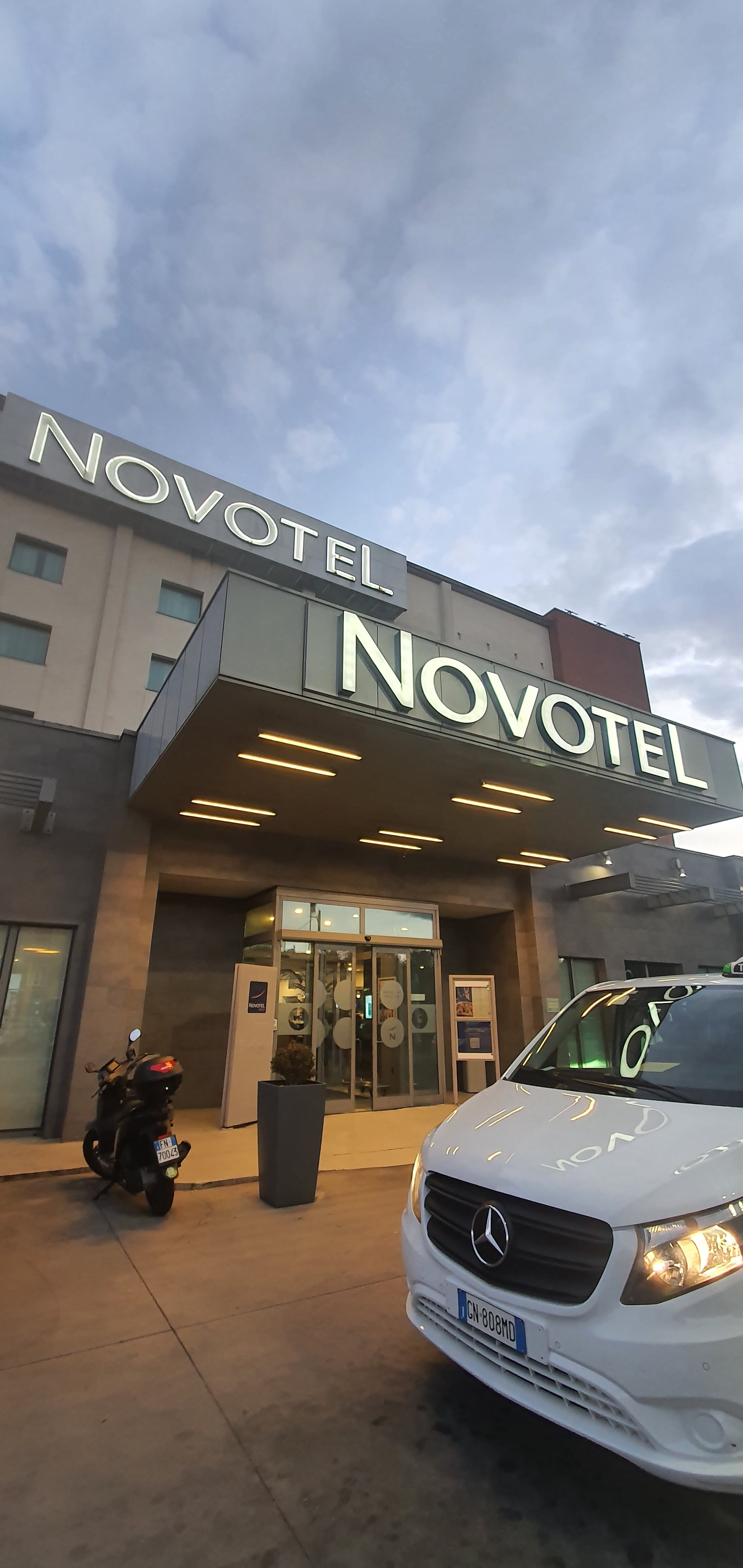 诺富特米兰马尔彭萨机场酒店-官方