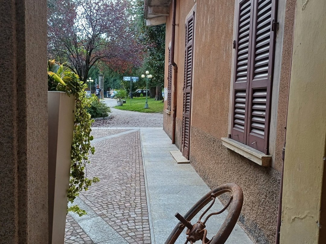 Palazzo Ferrari-Gozzano必去景点