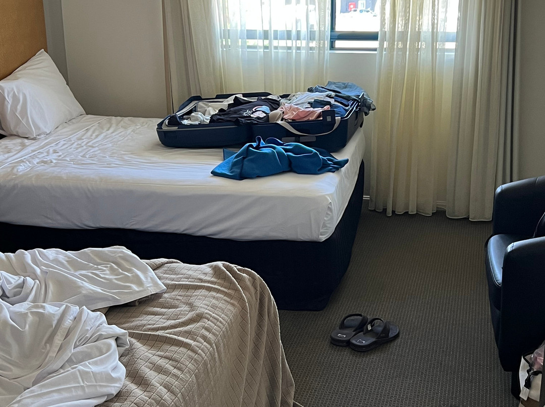 雷吉斯锚地公园酒店主图