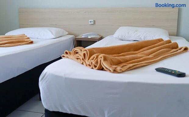 Pedras Grandes酒店住宿-Renata Palace Hotel