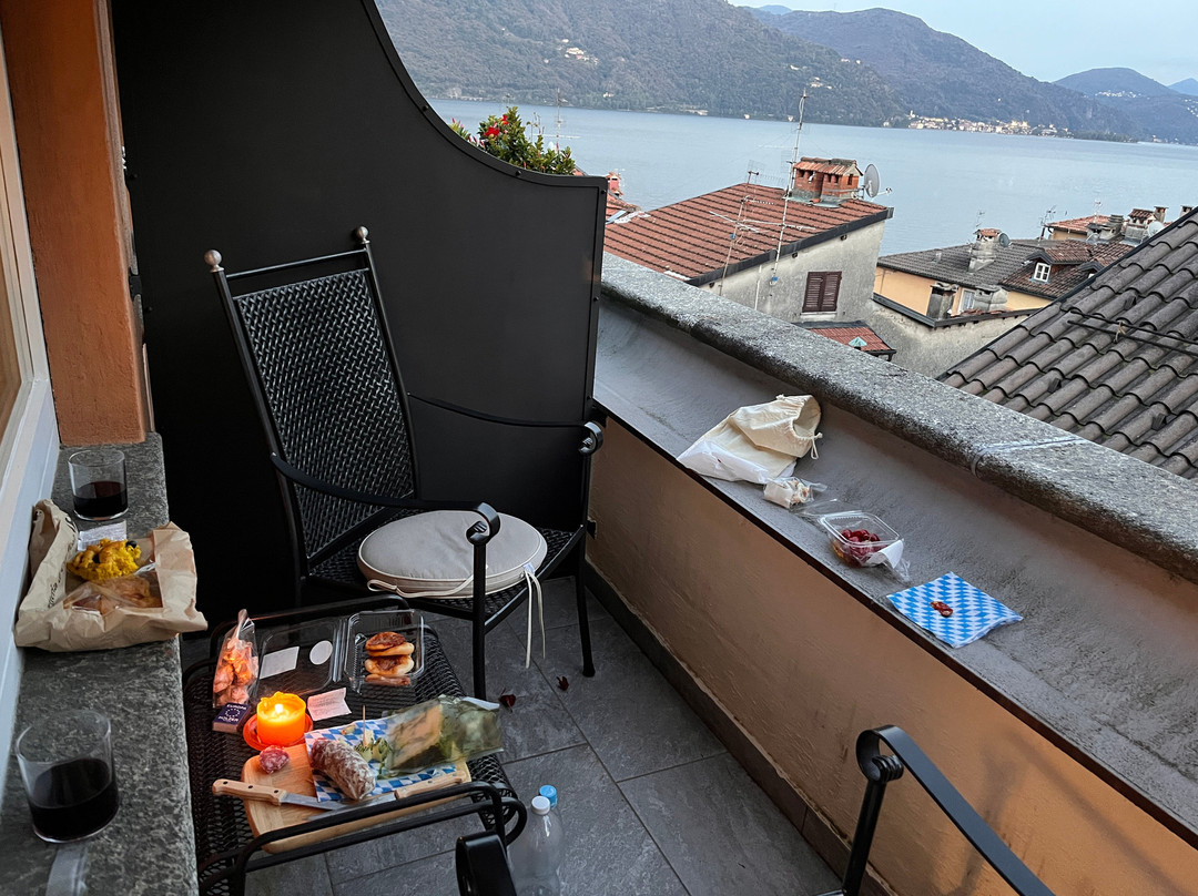 皮罗尼酒店主图