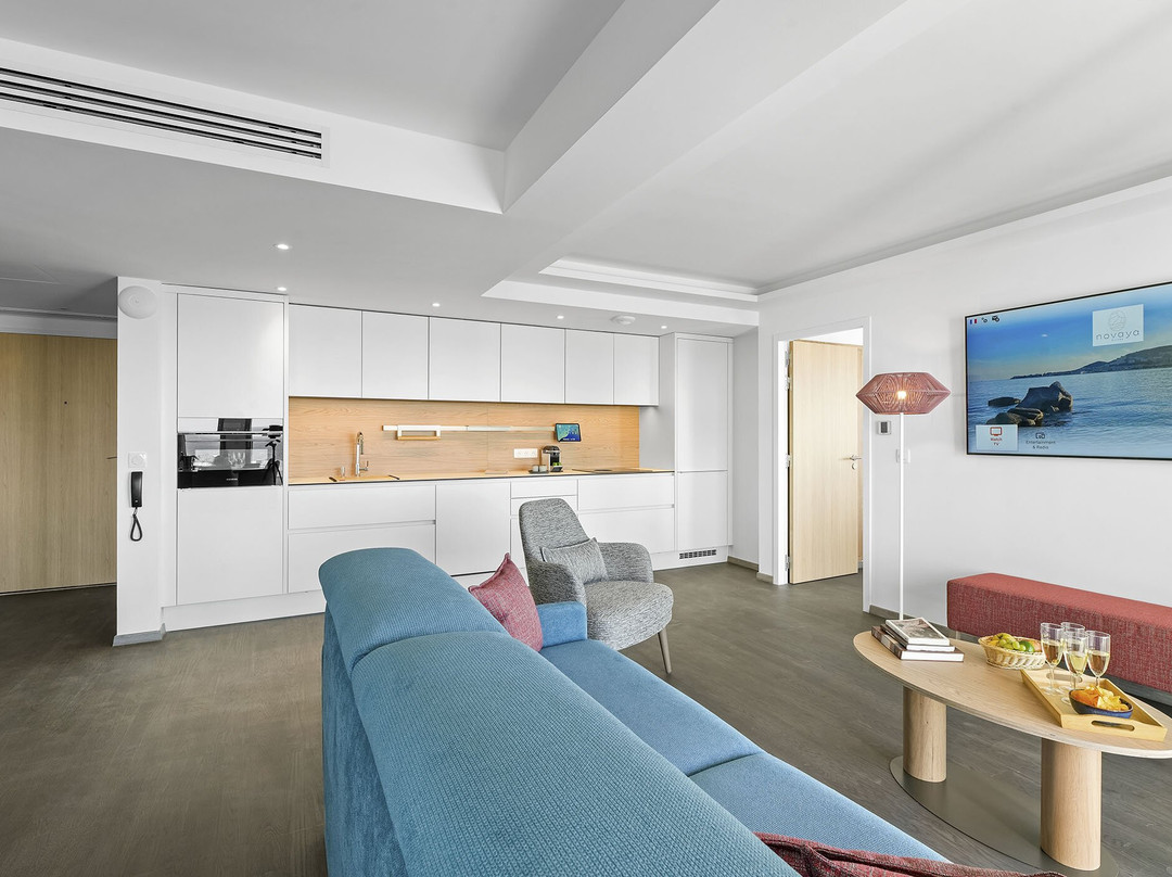 Novaya Suites