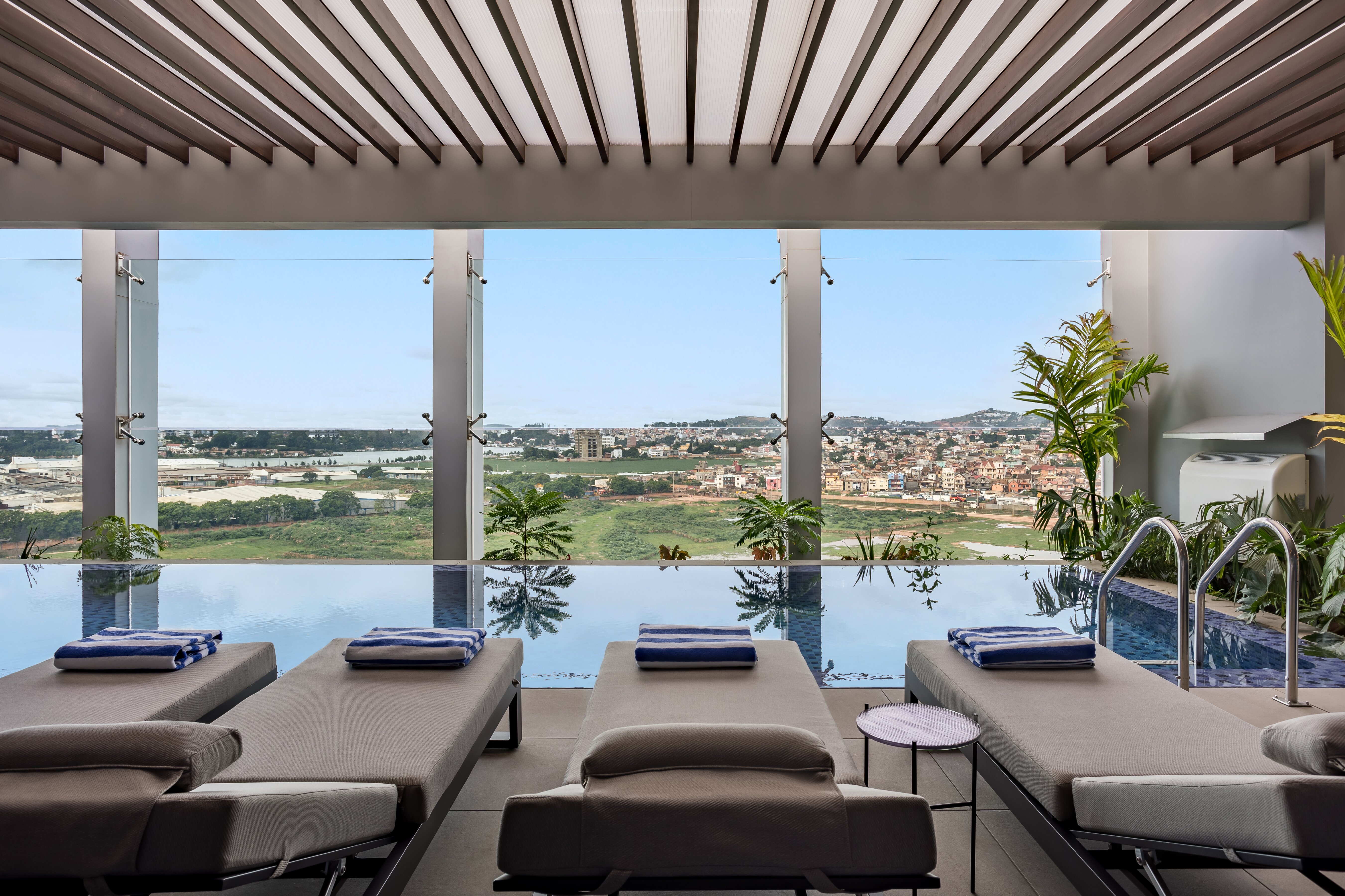 塔姆布霍酒店-泳池