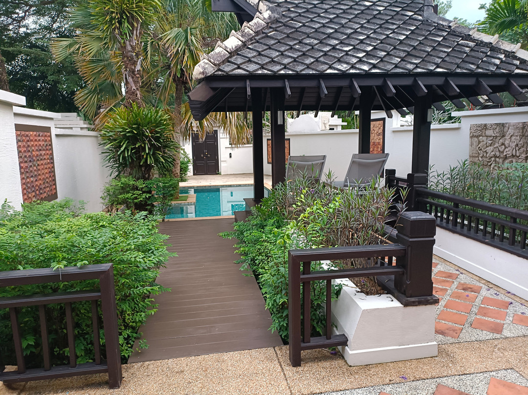 温泉海滩度假村主图