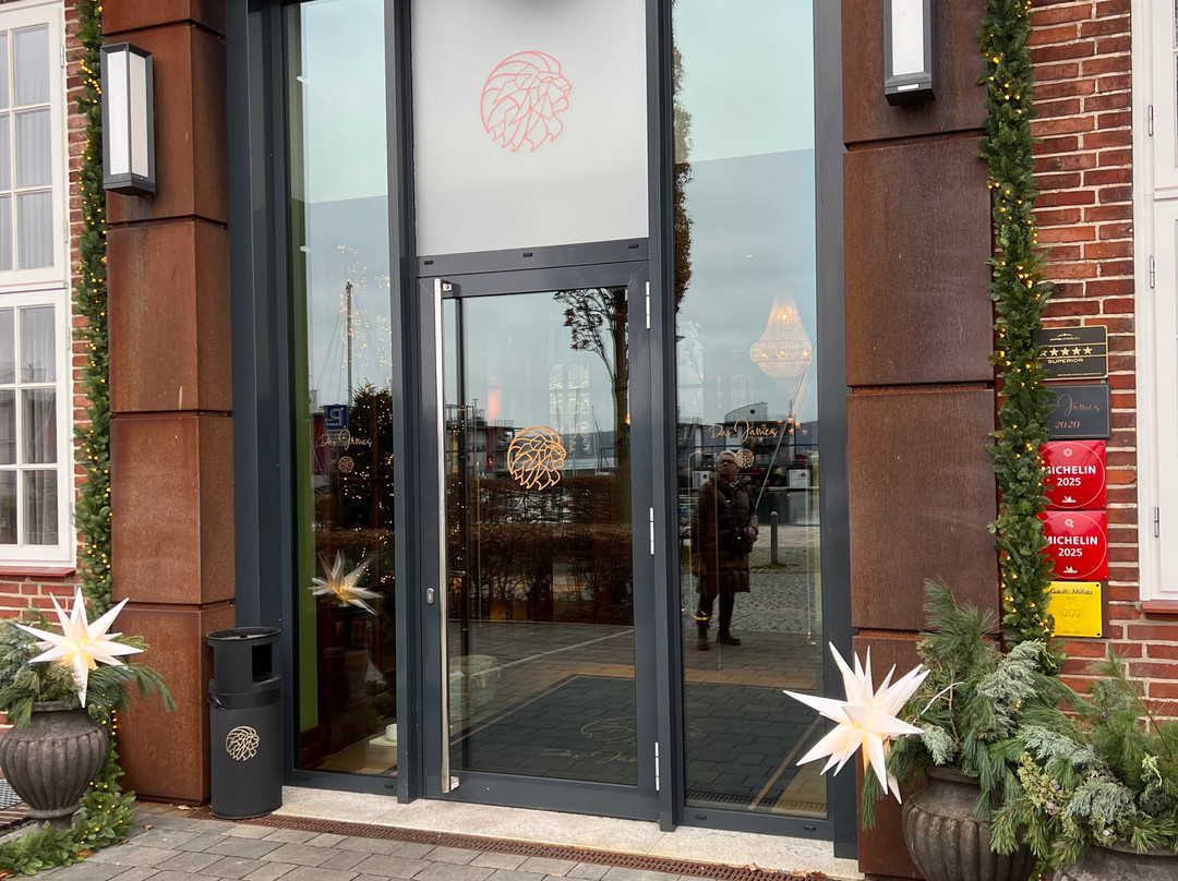 Hotel Das James主图