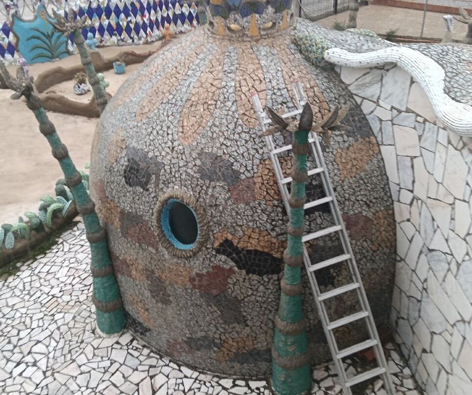 El Capricho de Cotrina-Los Santos de Maimona必去景点