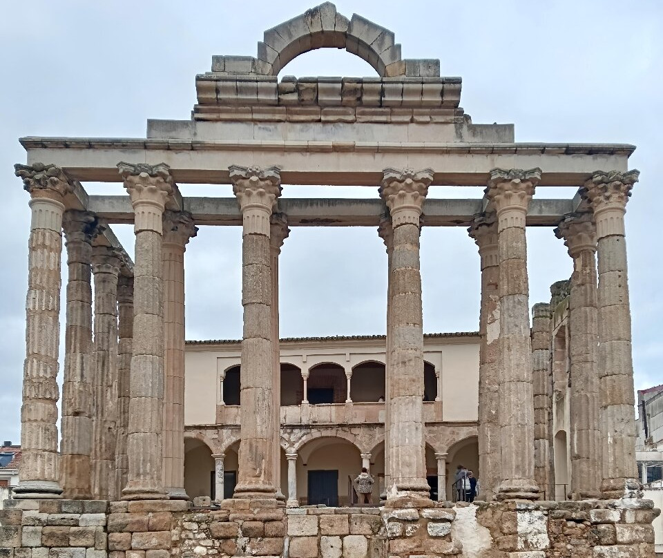 Templo De Diana-梅里达必去景点