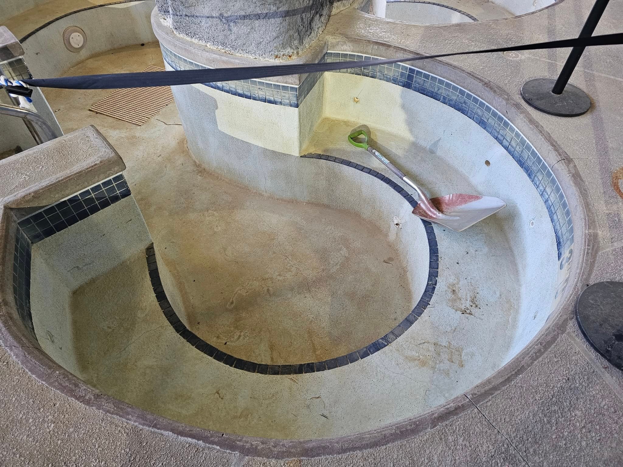 Three Bears Resort-泳池