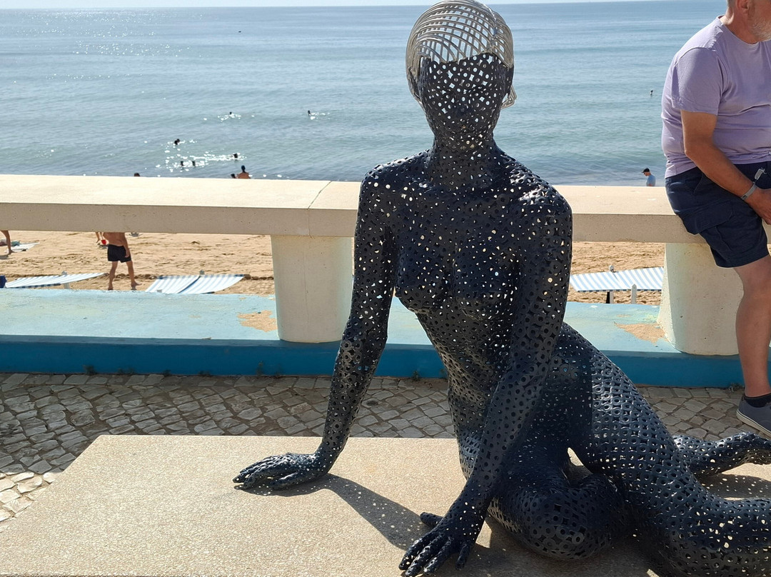 Seated Lady-Olhos de Agua必去景点