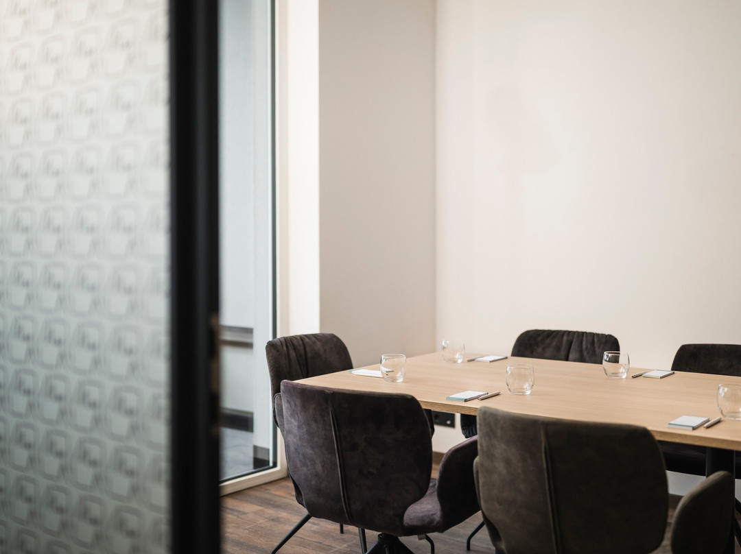 天堂运动酒店主图